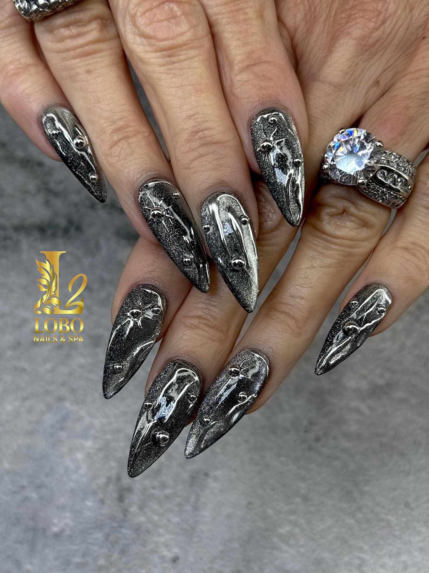 Lobo Nails & Spa 2
